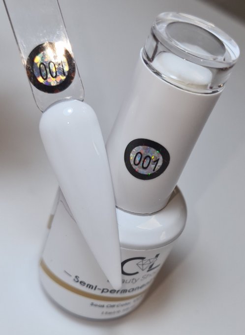 ²001 Ultra white 15ml